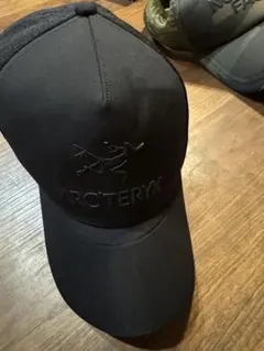 【完売品】arc'teryx スカル　キャップ ARC'TERYX（アークテリクス） ARC'TERYX キャップ 帽子 バード ワード 帽子