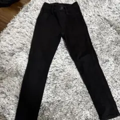 UNIQLO キッズ ブラック スリムフィットパンツ 110cm