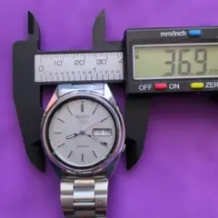 SEIKO 5 自動巻　裏スケルトン