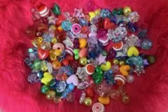 カラフルなプラスチックビーズセット