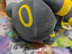 ブラッキー すやすや ぬいぐるみ タグ付き 2017 ポケモンセンター ② 希少美品】ポケモンセンター すやすやブラッキー ぬいぐるみ ビッグ