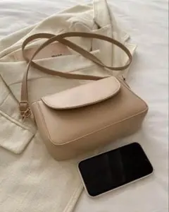 未使用品 ショルダーバッグ カーキ シンプル スクエア