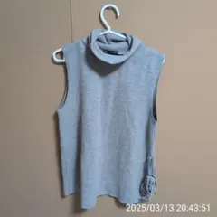 タートルネック グレー