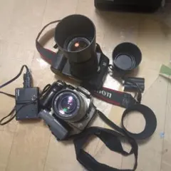 Canon デジタル一眼レフ ズームレンズ付き　ジャンク　2台