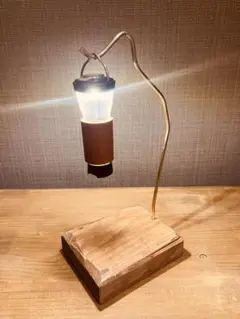 真鍮ランタンスタンド❗️リビングで間接照明❗️玄関に置いてキー掛け‼️サービス品‼️