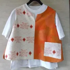 最終価格　九の⑪　着物リメイク　２つの緑系の紬のベスト