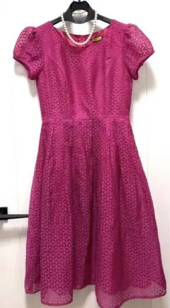 未着用品　Mangrove ワンピースドレス　ピンク袖あり