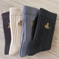 ヴィヴィアンウエストウッド　ワンポイントゴールドロゴ刺繍　厚手レディース靴下