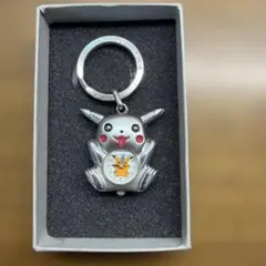 希少？ 銀 피카츄 時計キーホルダー