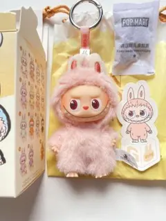 LABUBU PIN FOR LOVE イニシャル ラブブ G 正規品