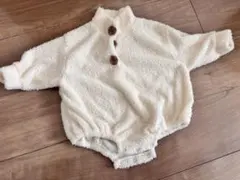 angoa.bebe クリーム色ロンパース　中古品
