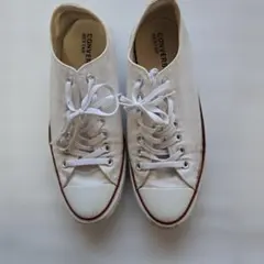 CONVERSE NEXSTAR ホワイト スニーカー