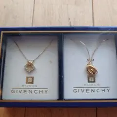【未使用】オールド GIVENCHY ネックレス 2点セット ゴールドのサムネイル