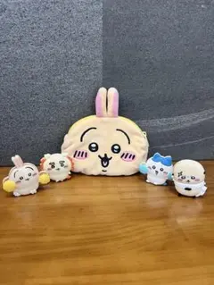 ちいかわ　クリップ4種　うさぎのポーチ