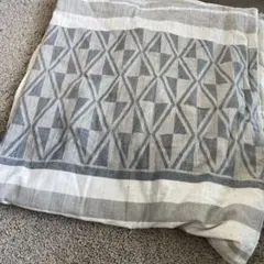 ニトリ　ダブル　グレーとホワイトの掛け布団カバー