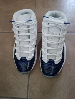 reebok ポンプフューリー スニーカー
