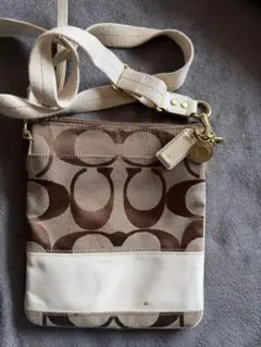 COACH ショルダーバッグ ロゴパターン