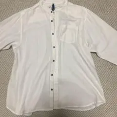 ホワイト ボタンダウンシャツ 胸ポケット付き