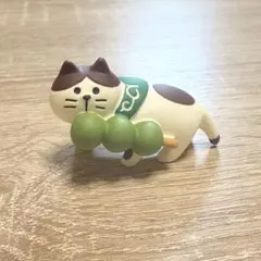新品 デコレ コンコンブル 抹茶団子いただき猫 ねこ 置物 かわいい インテリアのサムネイル