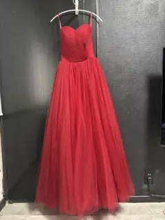 レッドカラードレス