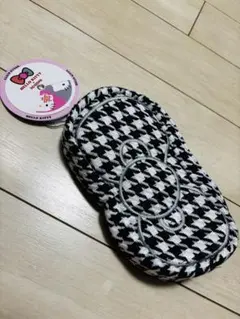 3COINS ハローキティ 千鳥格子柄ポーチのサムネイル