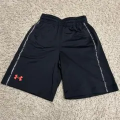 Under Armour ブラック 半ズボン M
