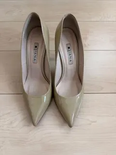 DIANA ヒール　エナメル　ベージュ　24センチ