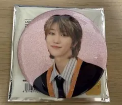 SEVENTEEN セブチ holiday ピンズ　ピンバッジ　コンプ 2025年最新】SEVENTEENピンバッジHolidayの人気アイテム - メルカリ