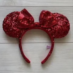 ディズニー　赤　キラキラ　スパンコール　カチューシャ　リボン