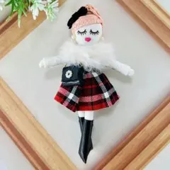 ★ハンドメイド★ ミニチュア チェーンバッグ デニム ドールアウトフィット ☆ハンドメイド☆ ミニチュア チェーンバッグ デニム ドールアウト