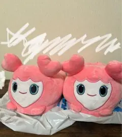 TWICE LOVELYS GiGO限定　ぬいぐるみスリッパ　　モモ①