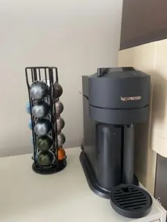 ネスプレッソ　コーヒーマシーン