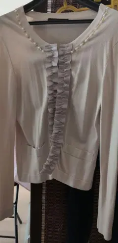 22 OCTOBRE フリル付きカーディガン 長袖ベージュ