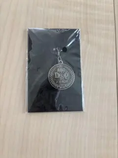 Item thumbnail for item 643150fb-92dc-40e0-b9eb-10bfb5caf4e5