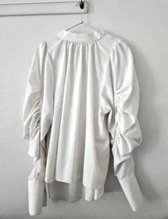 JEANASIS ボリュームスリーブハイネックブラウス