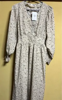 W CLOSET 花柄パイピングワンピース　キナリ