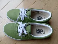 VANS　スニーカー オリーヴグリーン　24.5cmのサムネイル