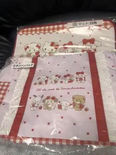 Lil ala mode×サンリオ当たりくじ　ボストンバック& マット