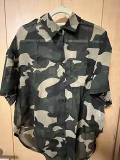 SHEIN 迷彩シャツ(M)