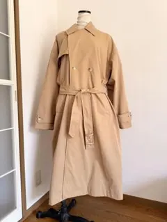 ベージュ トレンチコート ダブルブレスト
