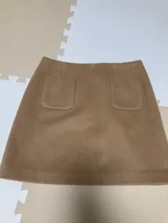 NATURAL BEAUTY BASIC ベージュ ミニスカート Mのサムネイル