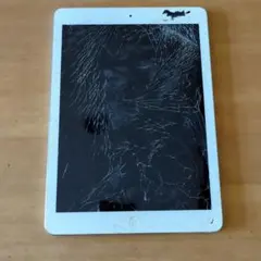 《ジャンク品》アップル　iPad Air　第一世代　画面割 充電、電源つきます