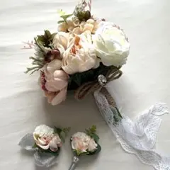 ナチュラルウェディングブーケとブートニエール