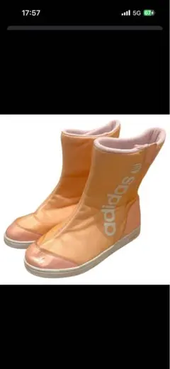 adidas オレンジ ハイカットブーツ