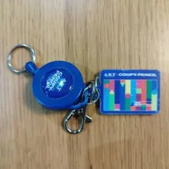 ガチャガチャ　サクラクレパス　リールキーチェーン　クレヨン　クーピー