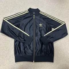 アディダス　トラックジャージ