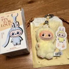 ラブブ イニシャル「F」ぬいぐるみ アルファベット Labubu 正規品
