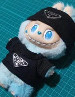 ⑤ラブブに！ニット帽＆セーター 2点SET