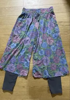 チャコット　ヨガパンツ　花柄　ヨガ　ガウチョパンツ　ヨガウェア