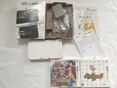 Newニンテンドー3DS LL ホワイト　箱　充電器　保証書付　カセットまとめ